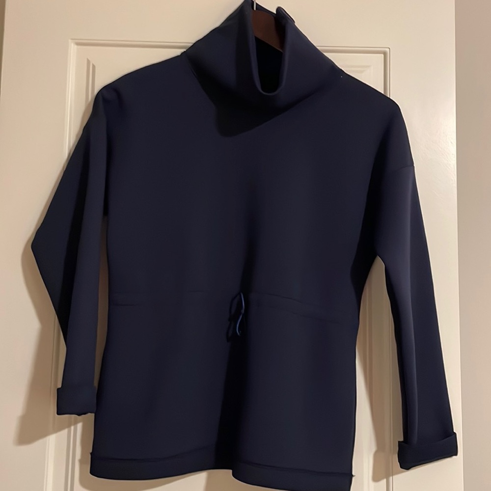 Nike high next pullover